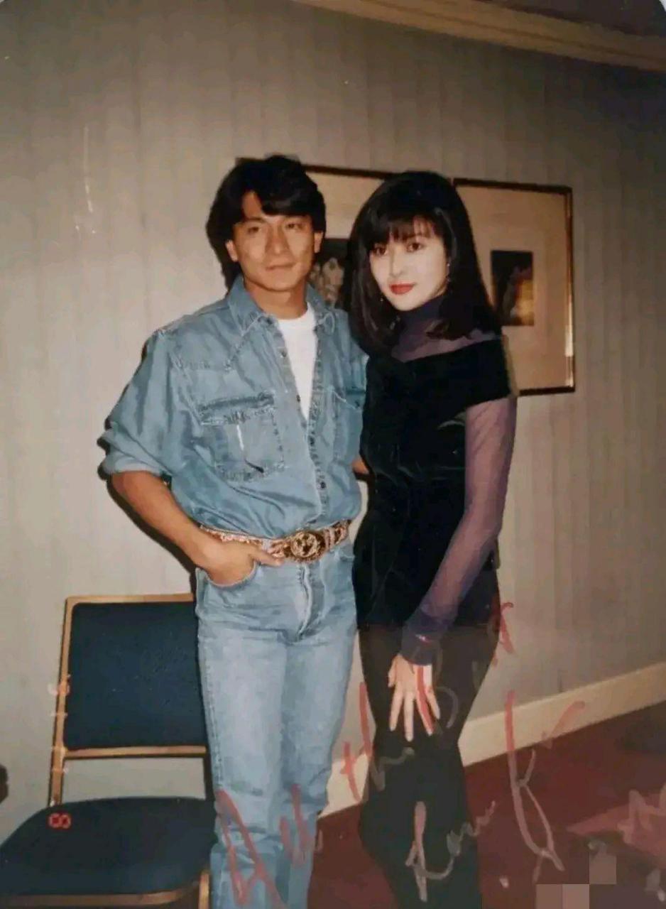 90年代刘德华和关之琳的合影,刘德华和关之琳年轻时的颜值真是太惊艳