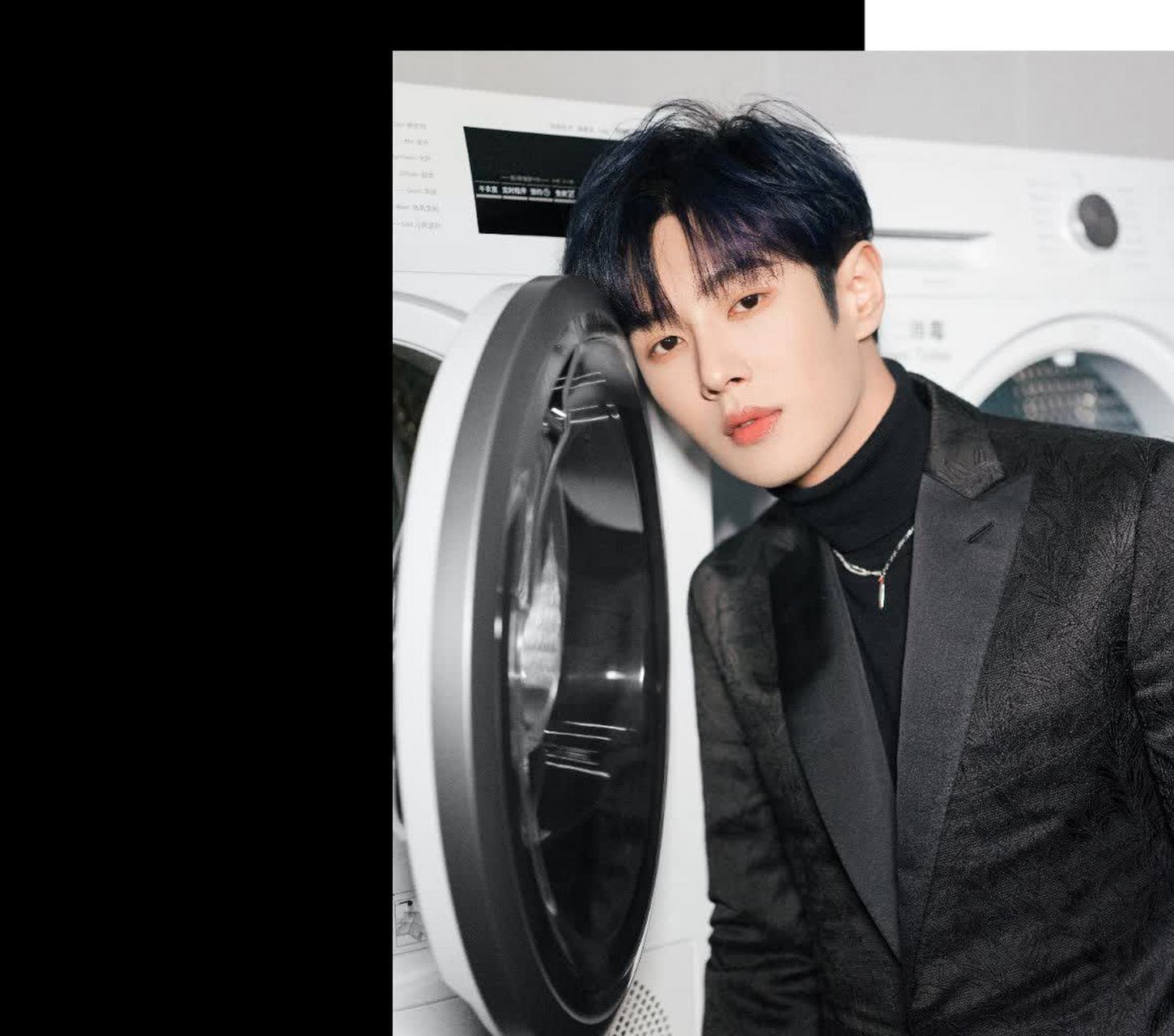 李文汉#我是演员#造型,一身黑色西装,妩媚帅气,充