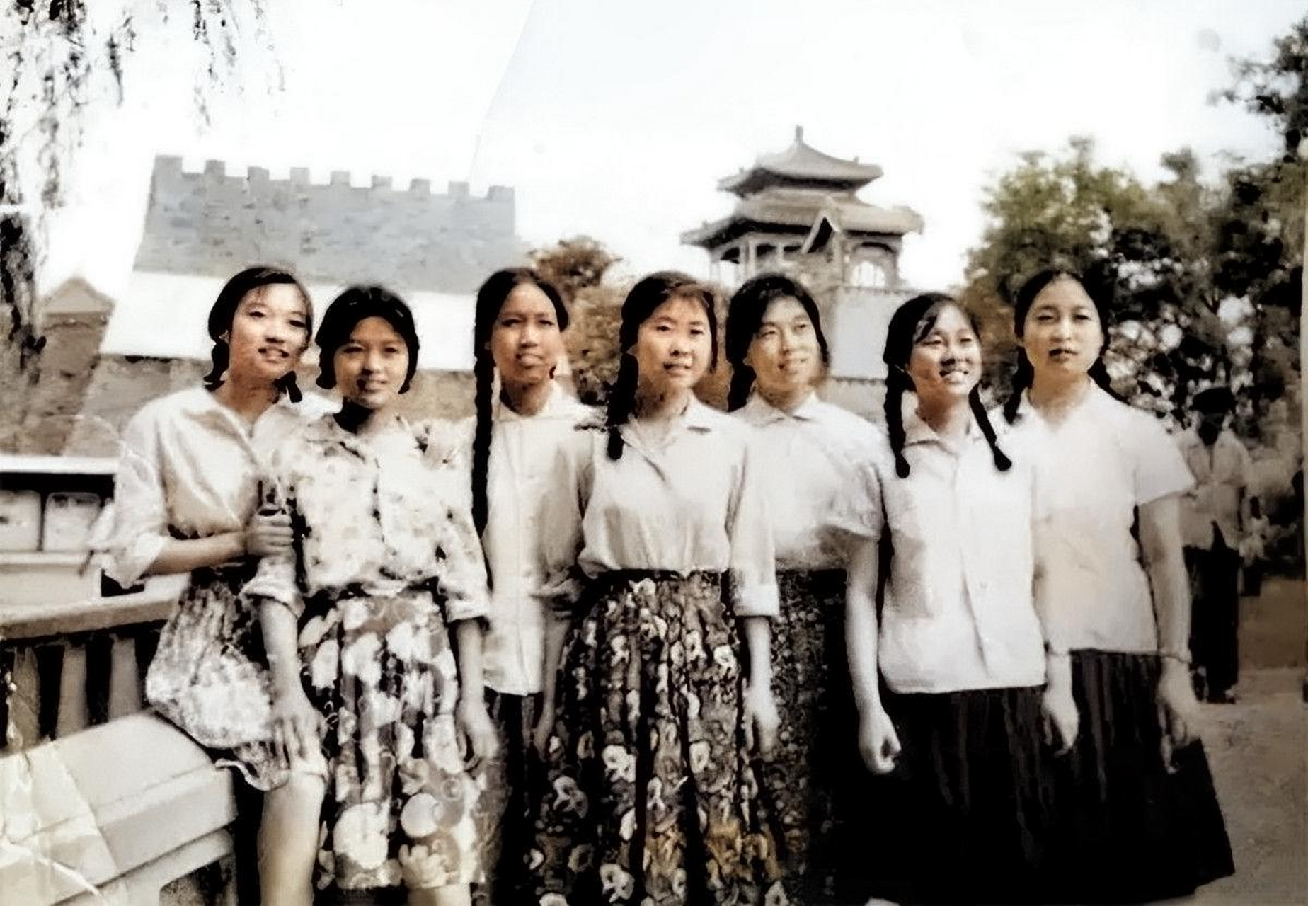 这是70年代的老照片.