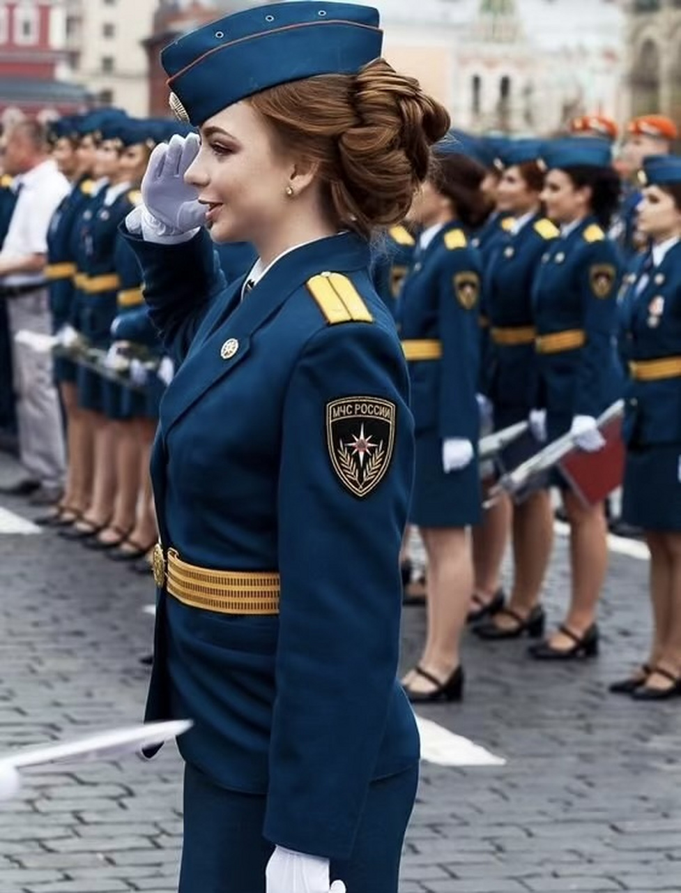 战斗民族的女兵,是不是很惊艳?