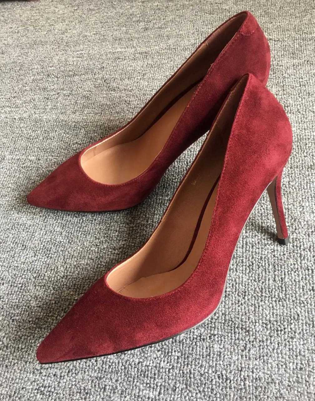 酒红色尖头细高跟鞋,8cm高跟舒适的脚感还有气质[哟]