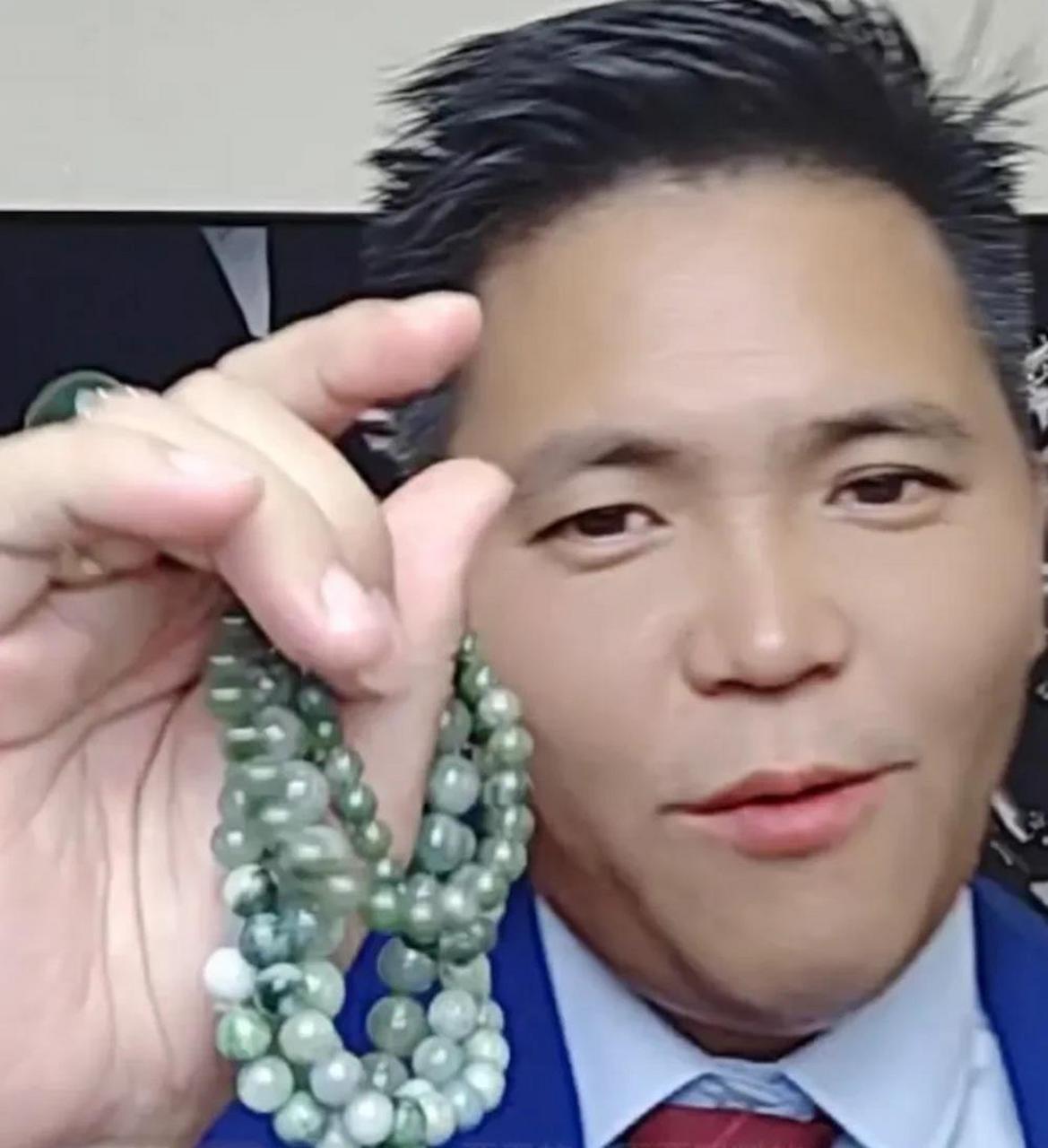 那个来自吉林延边的小伙子,刚毕业就走出国门,后当上了"亨利集团