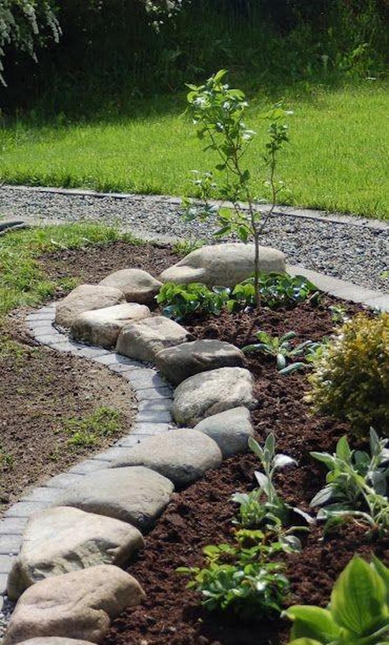 自然石花坛,让庭院多些堆砌之美