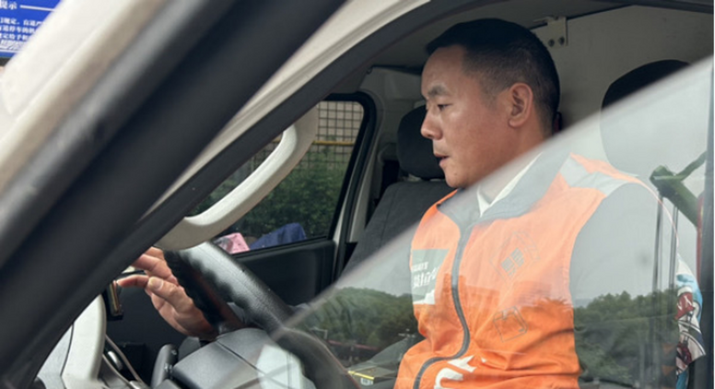 靠着巧劲和拼劲,80后货拉拉司机实现人生价值   五一劳动节,大家都在