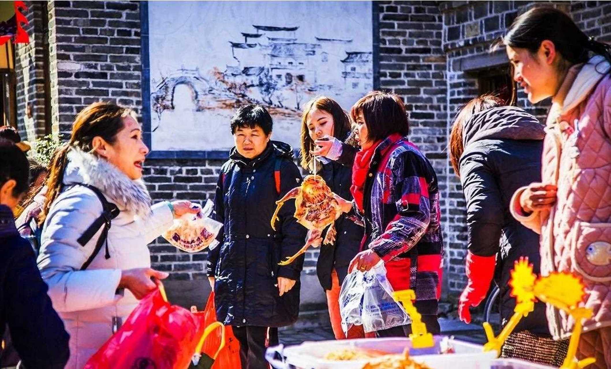 【第三届肥东旅游"搜货计"嘉年华】     年货大街——长临河古镇内