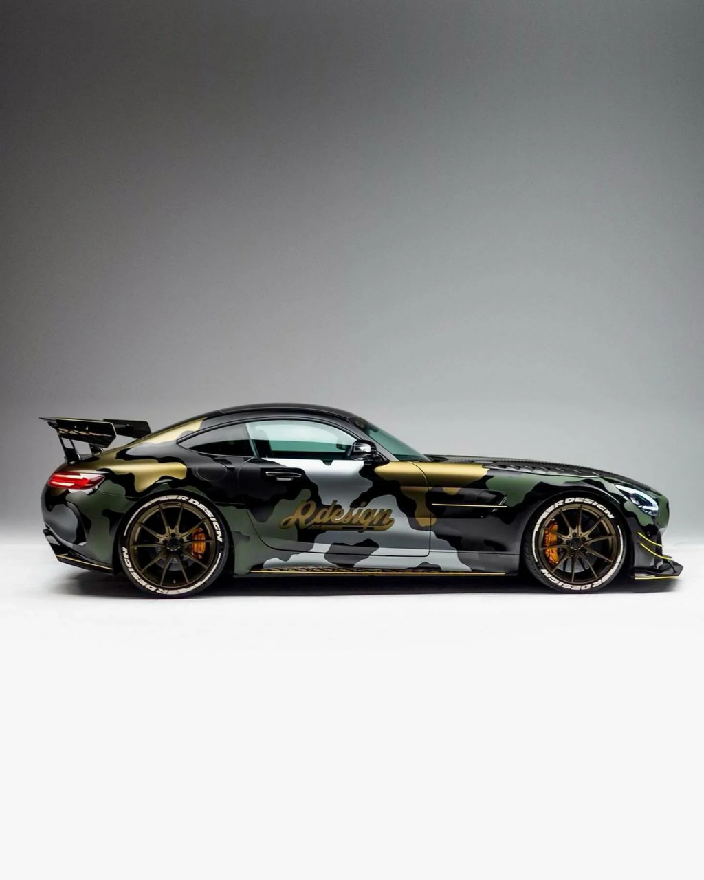 奔驰 amg gtr