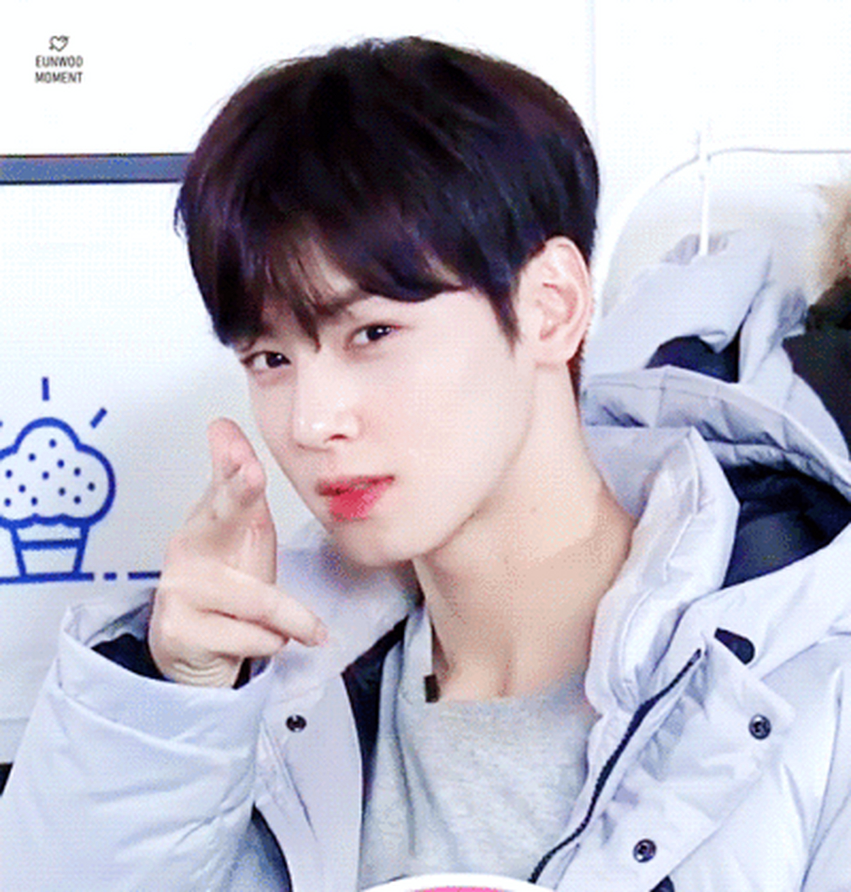 姐妹们,女生看好看的男生有助于延长寿命.