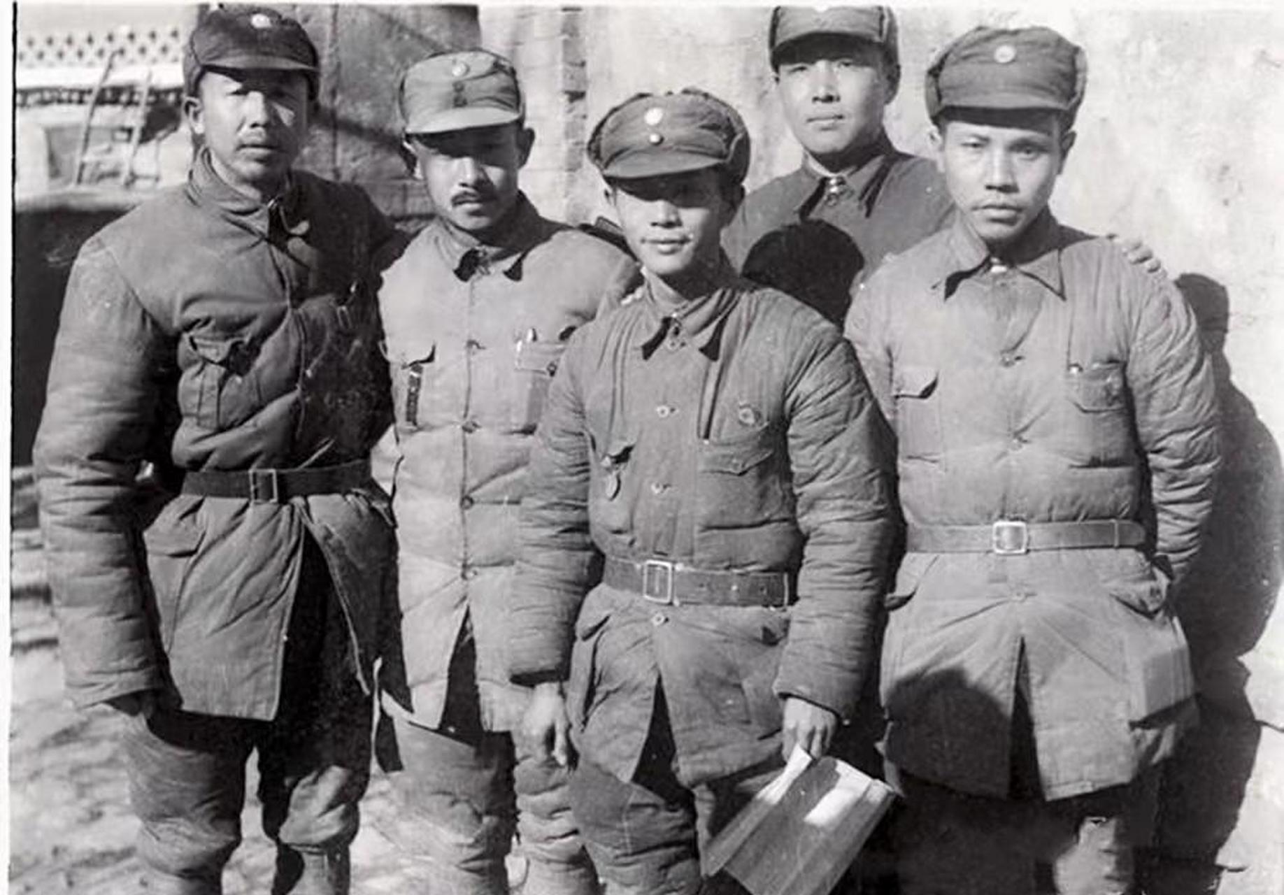 领动计划 图为1939年晋察冀军区的八路军将领们,自左至右依次是