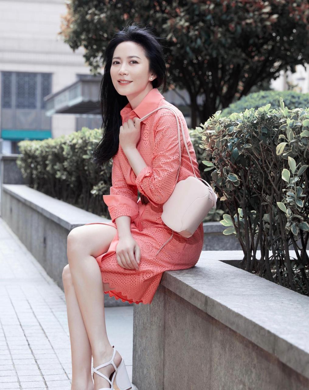 俞飞鸿  高跟玉足合集