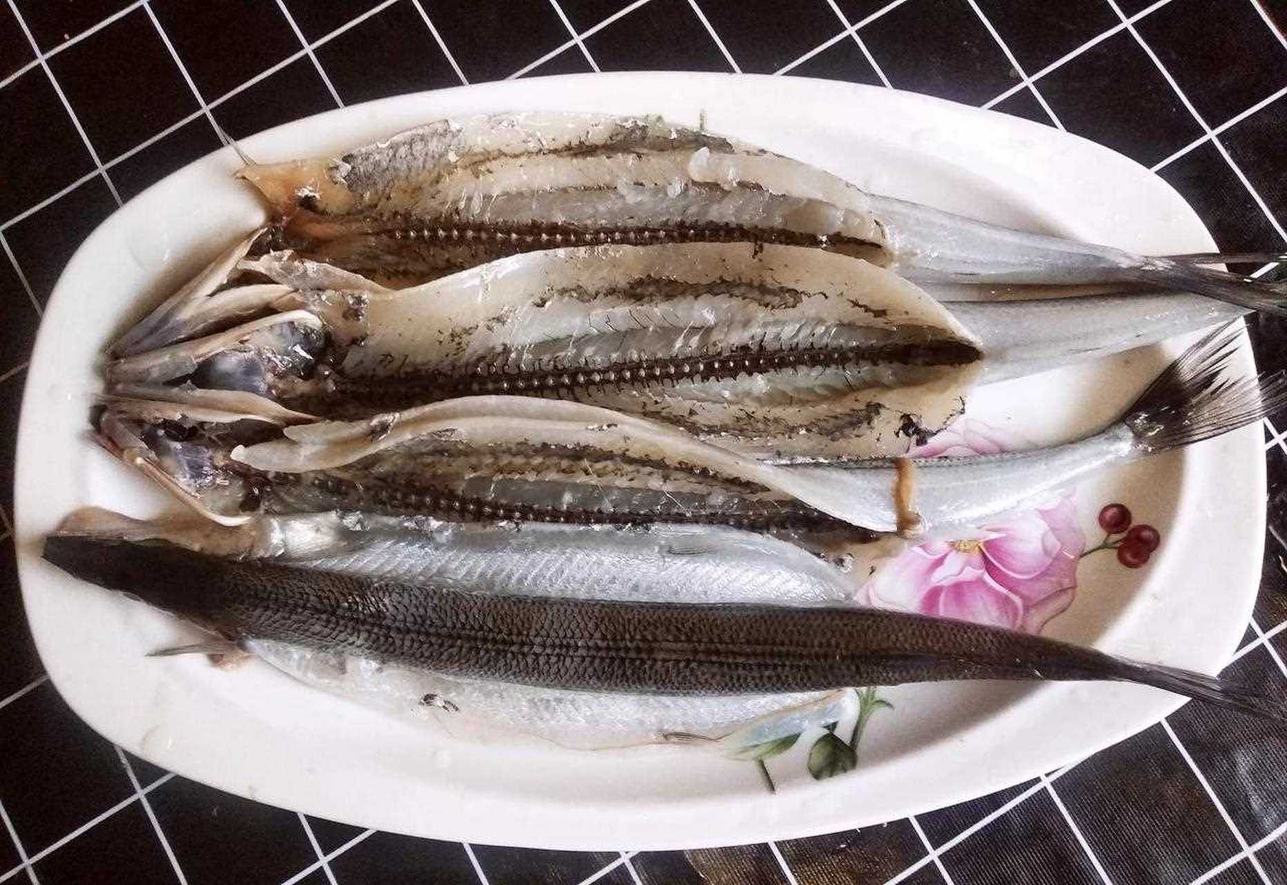 大棒鱼是入后比较常见的海鱼品种,记得以前一到,大连的海边就有人用