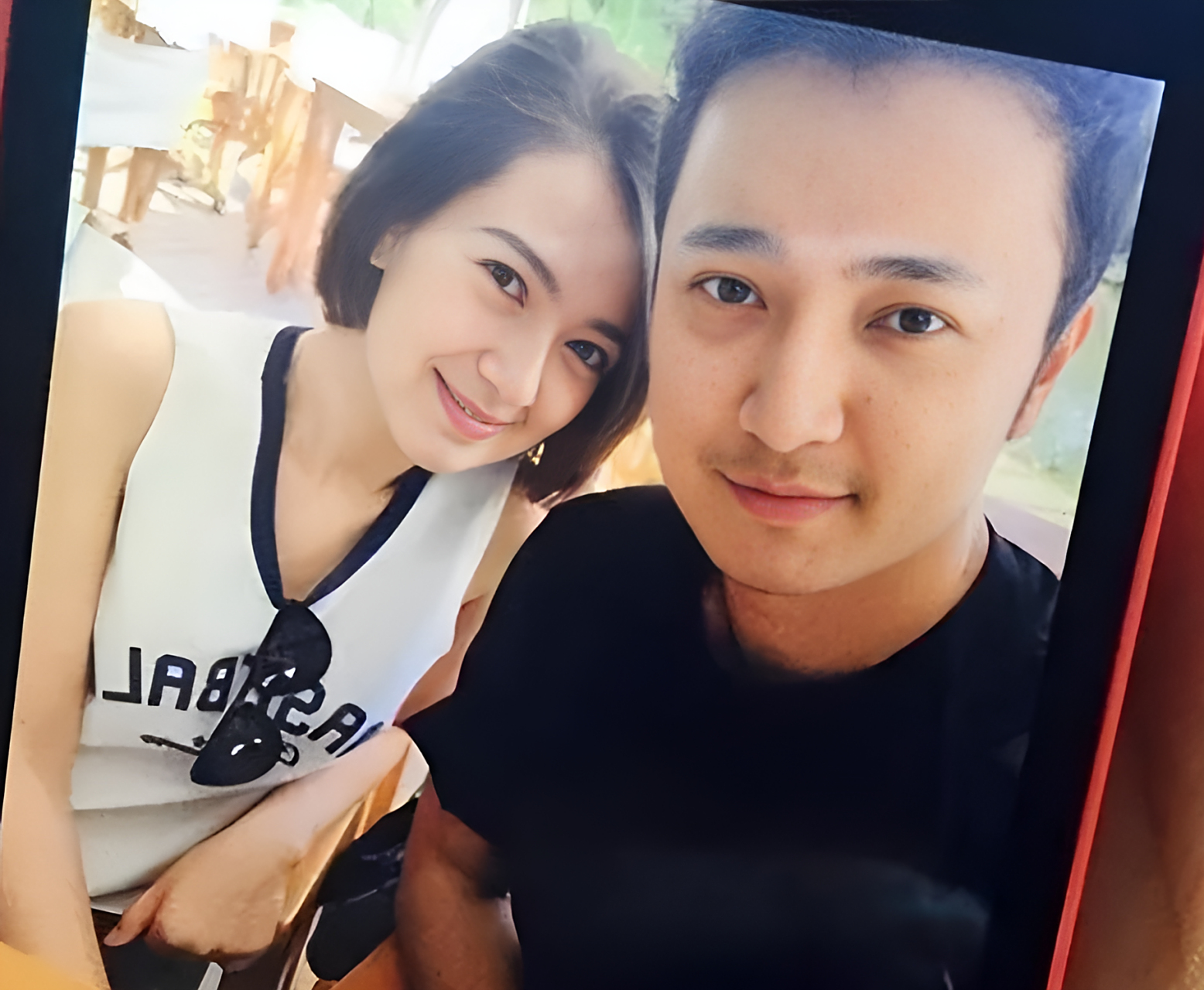 2018年,小尼的妈妈跟他和他的老婆说:"你们都三十多岁了,应该要个孩子