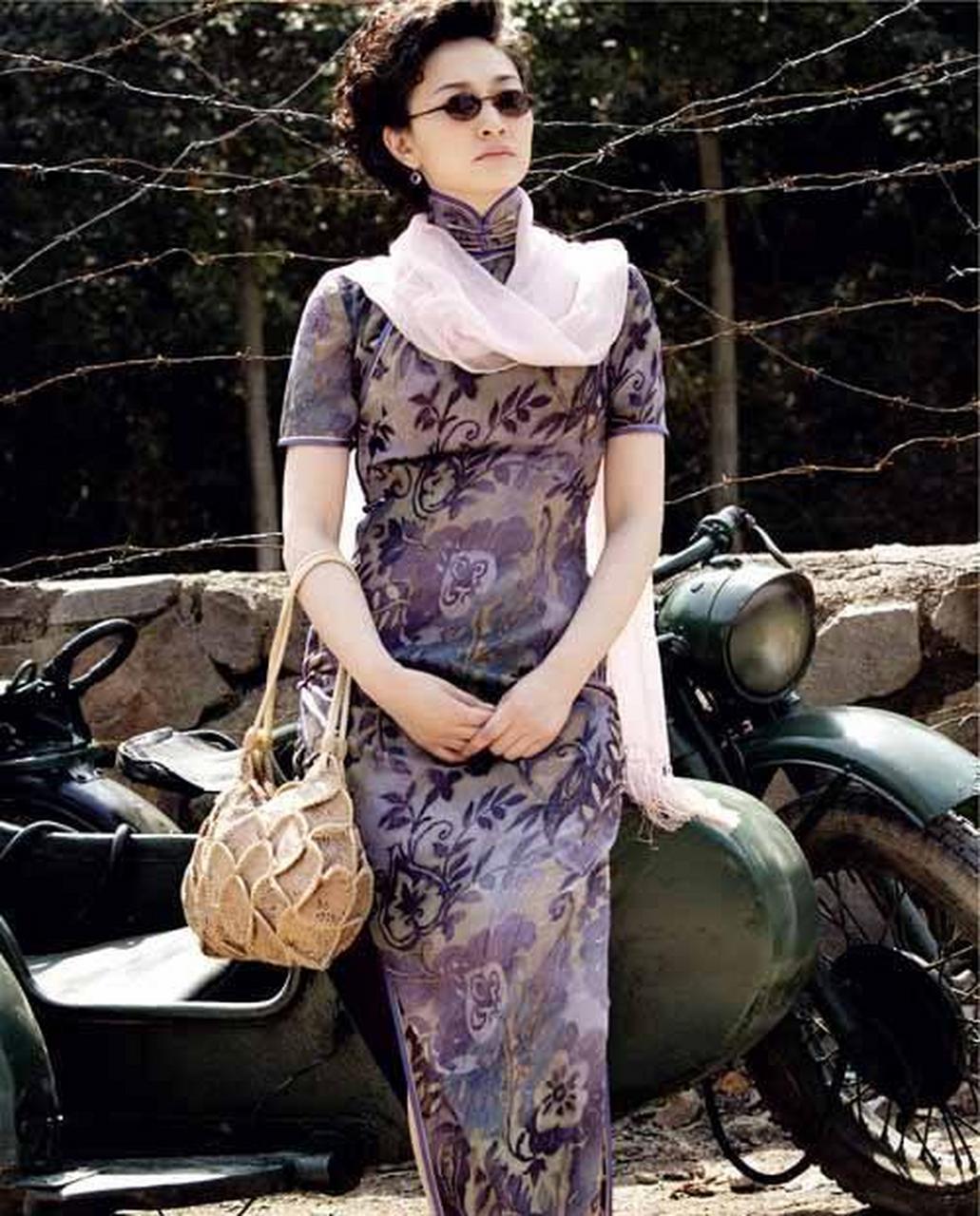 《风筝》:林桃"李小冉"的旗袍秀,就连掉眼泪的一瞬间都美极了