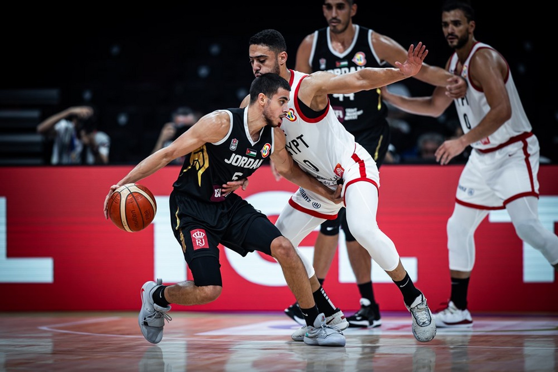 男篮世界杯-埃及男篮送约旦4连败  北京时间8月31日,2023年国际篮联