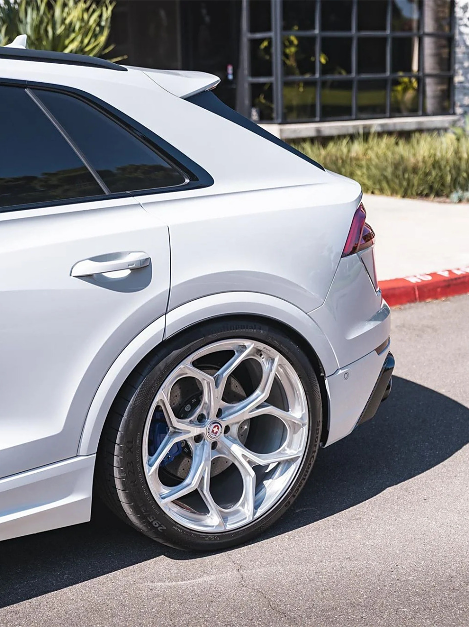 改装分享 | 奥迪rsq8  升级23寸美国hre p111sc锻造轮毂 19寸-23寸可