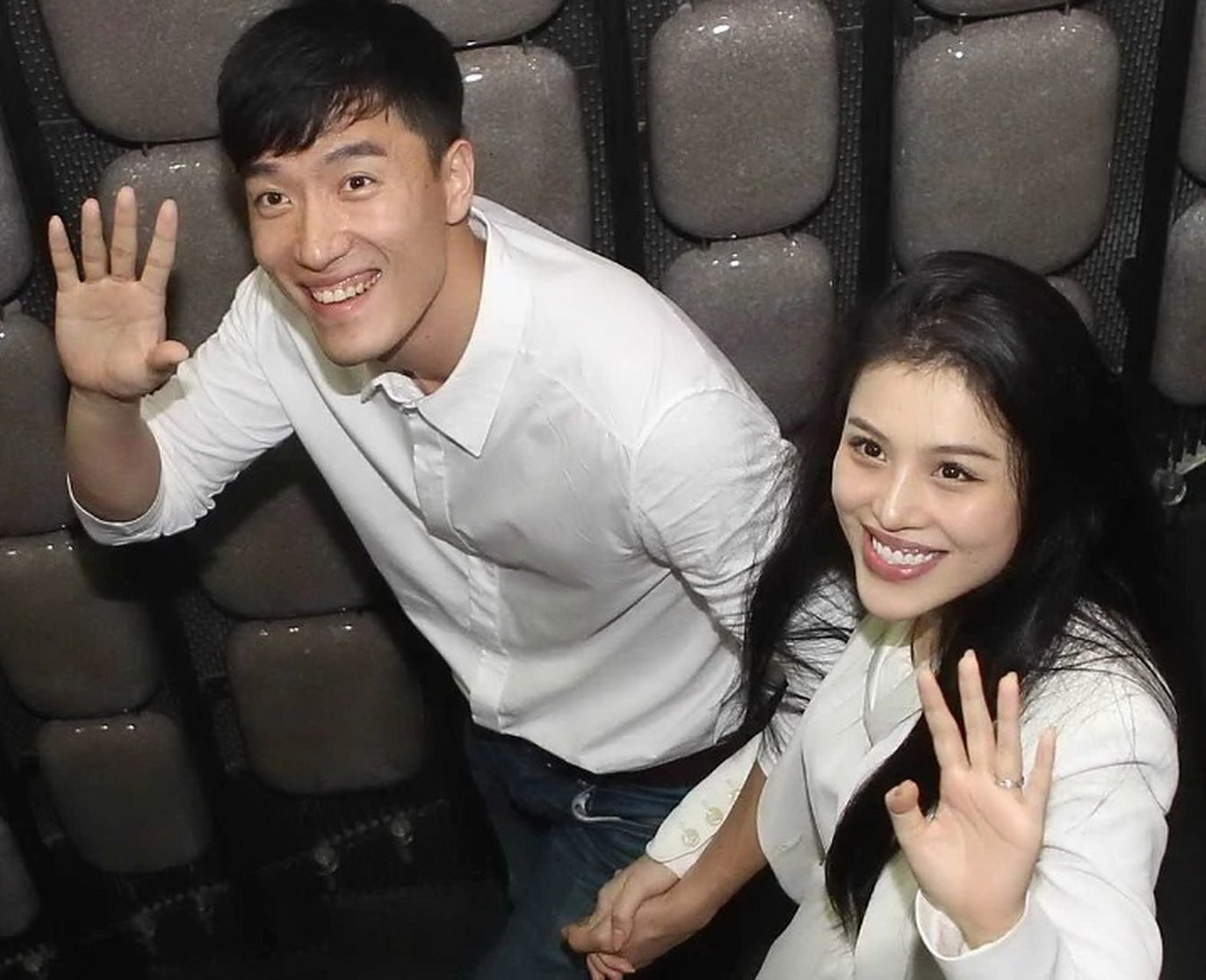 近日,刘翔的前妻葛天在社交媒体晒出了自己的一组生活照!