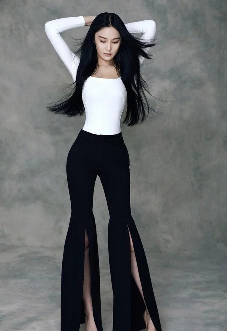 娱乐圈身材最好的9位女明星  艾尚真,林志玲,王李丹妮,刘雨欣,钟丽缇