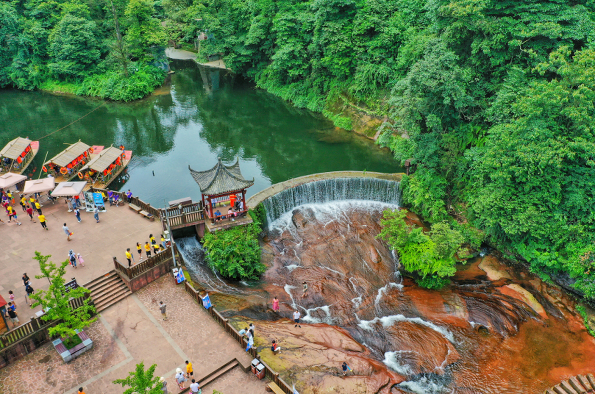 成都邛崃天台山:这里森林覆盖率高达94.