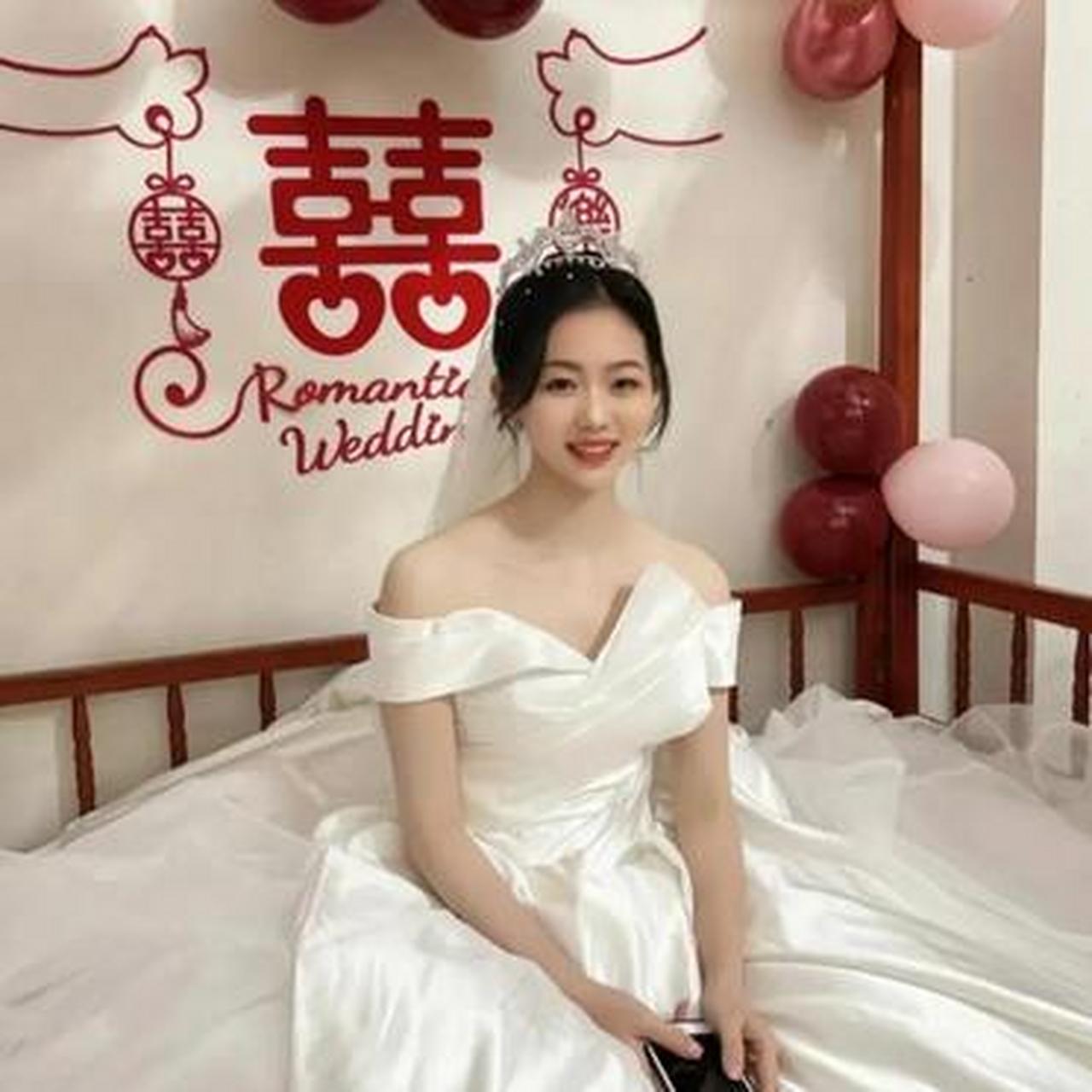 新娘一脸的旺夫相啊!
