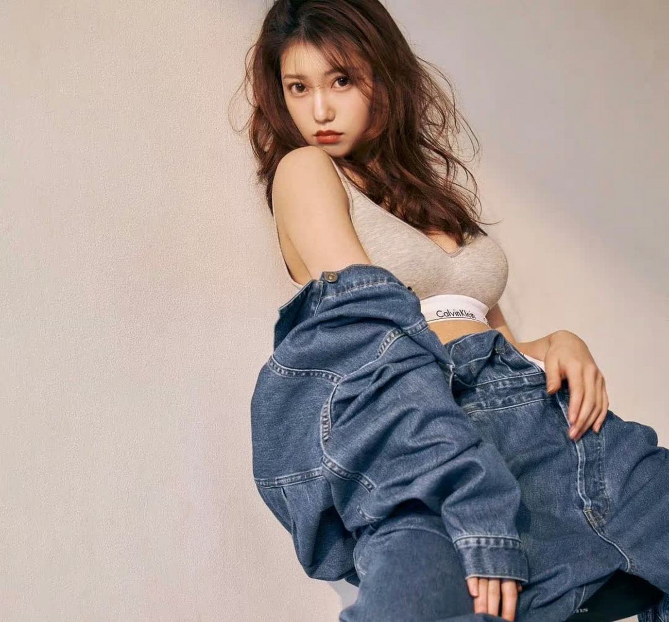 安部菜奈(安倍夏希),日本超人气网红,身材极佳.   #美人# #日本