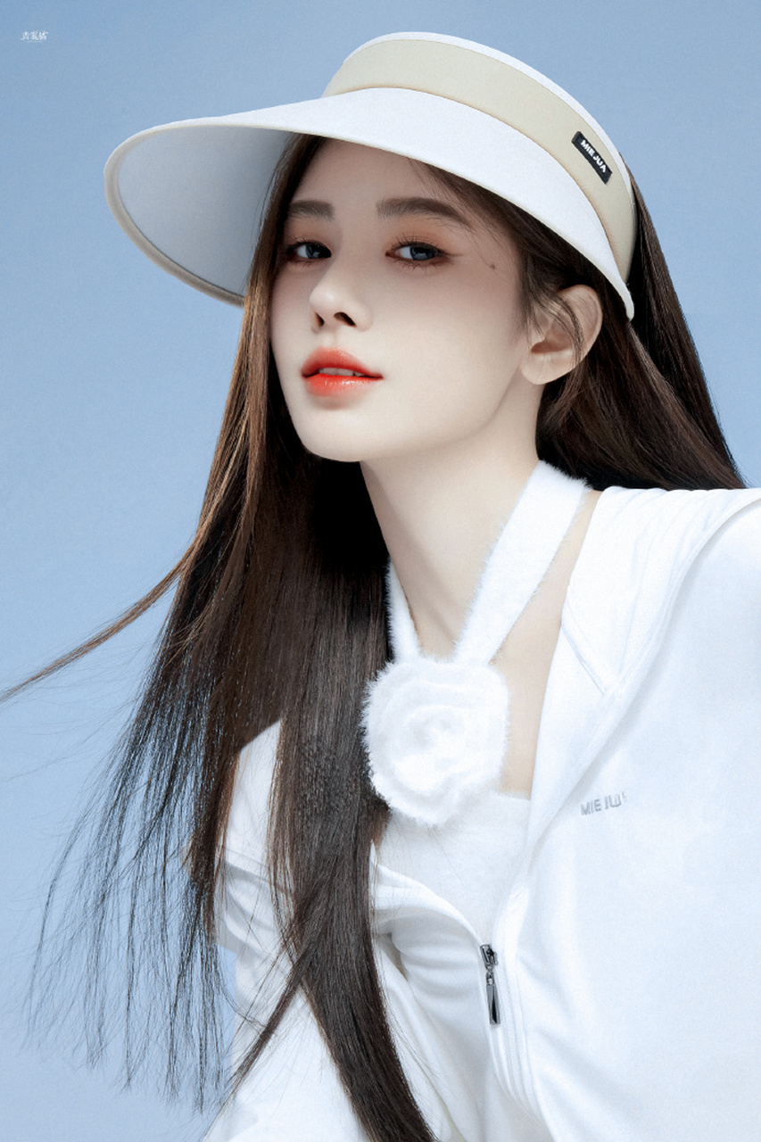 鞠婧祎时尚写真