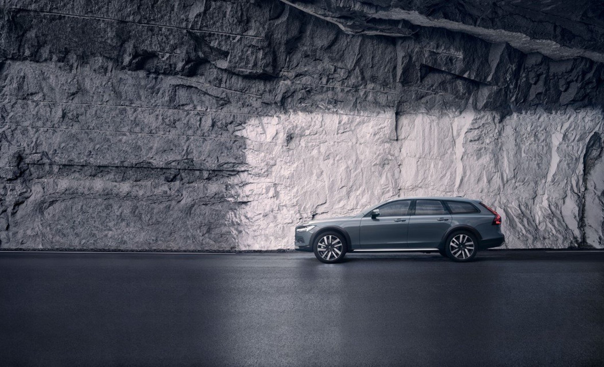 周一!给自己打个光～ #沃尔沃v90cc