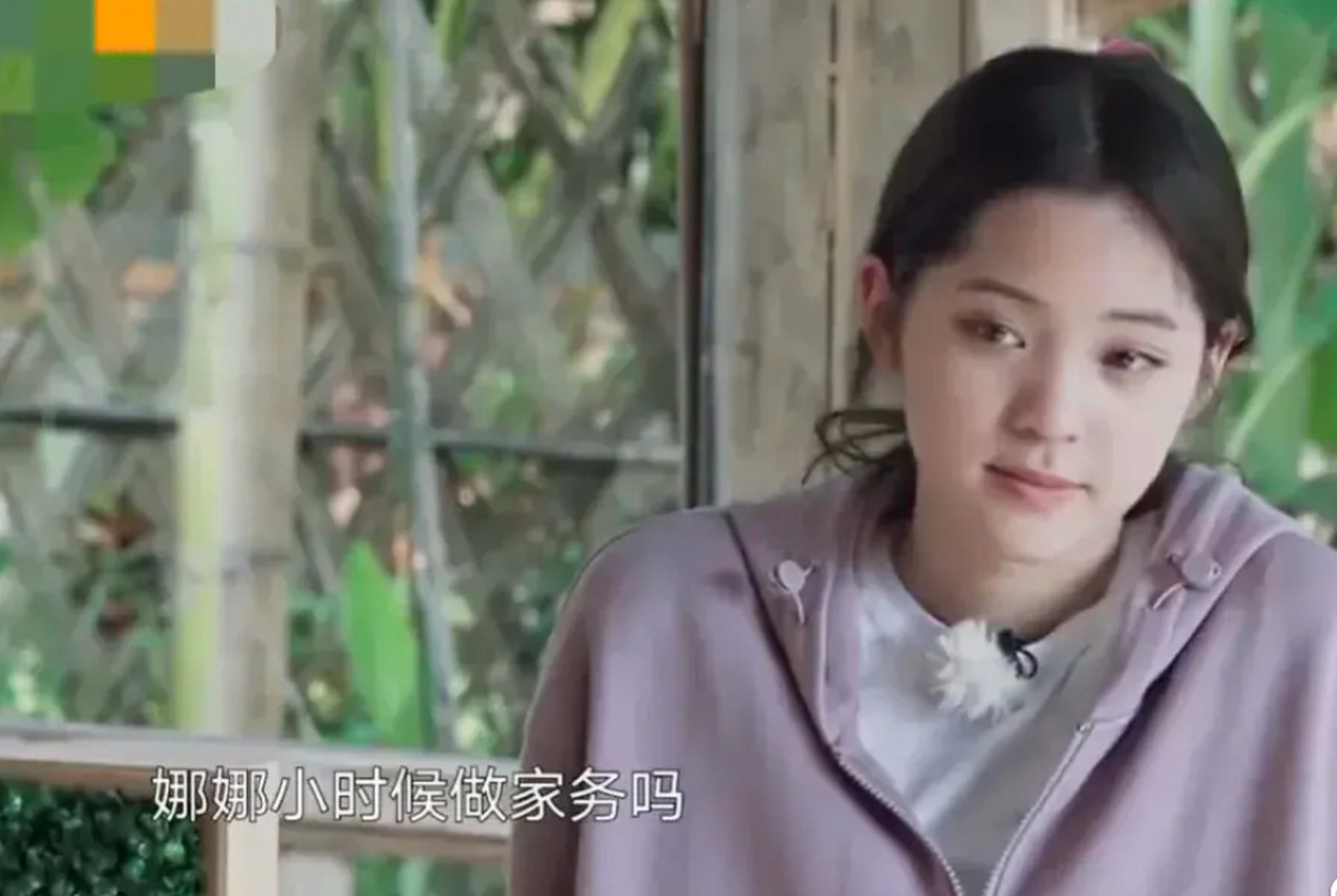 有一种金贵叫做欧阳娜娜的手,看她徒手磨藕,黄磊都被吓到 黄磊:娜娜小