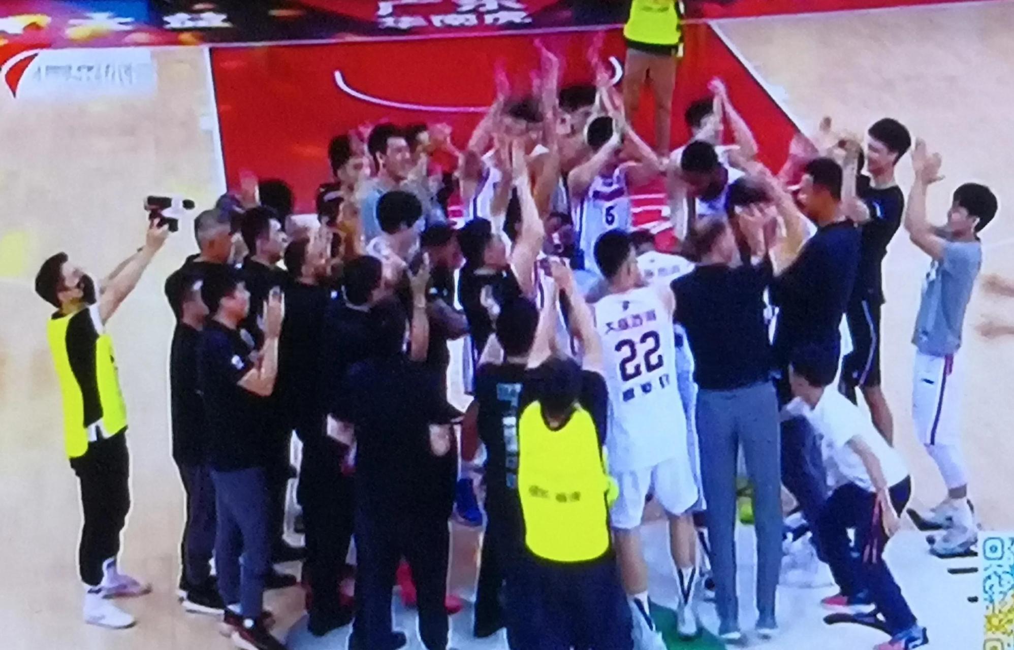 恭喜广东东莞大益队第十一冠!应该是有史以来含金量最高的一冠!