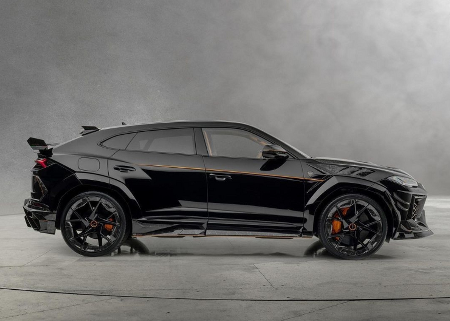 迈莎锐·兰博基尼urus——大男孩的玩具  独家披露,全网首秀:官方渠道