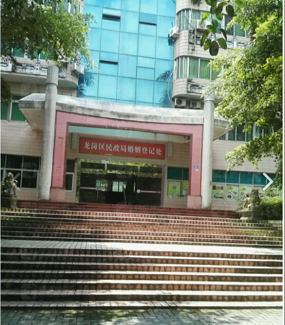 深圳龙岗区民政局婚姻登记处地址: 深圳市龙岗区清林中路77号海关大厦