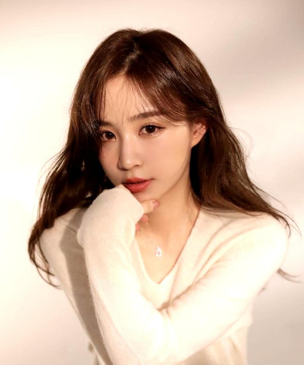 被罚款六千多万的偷税漏税罪犯雪梨,朱宸慧和王思聪的前女友,现已再次