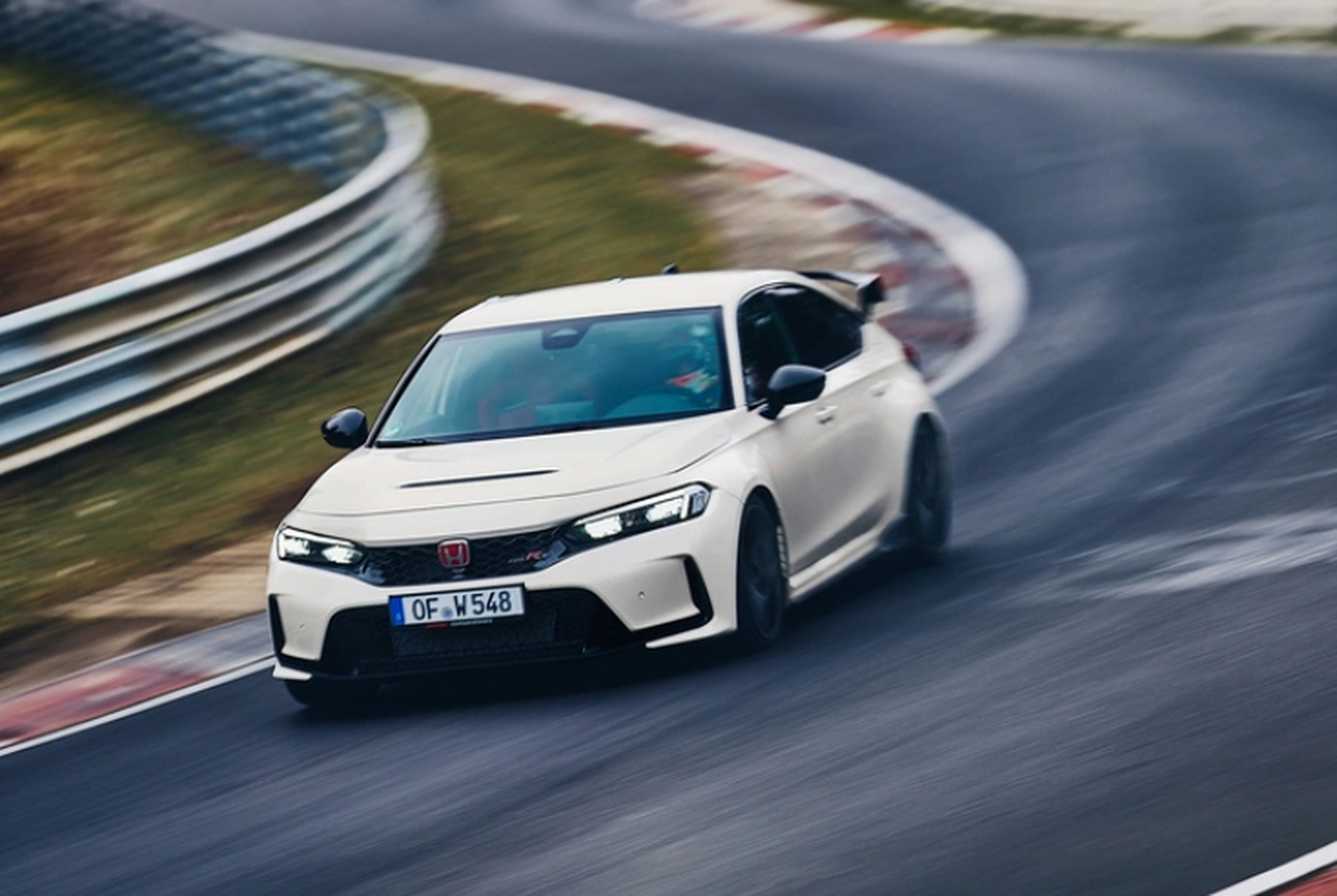 刷新纽博格林单圈!本田思域typer重夺最快前驱车宝座!