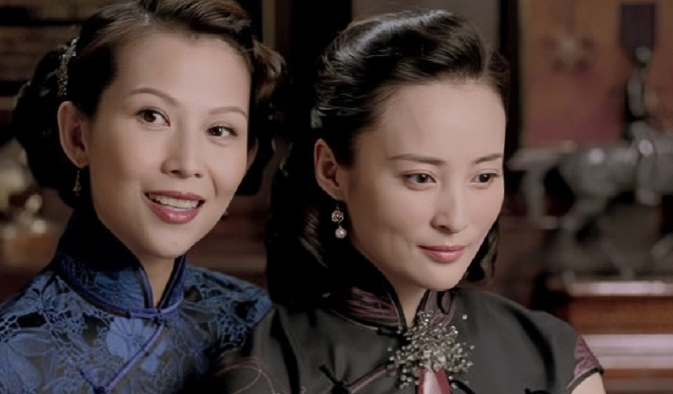 蔡少芬和蒋勤勤,眉眼间都是戏