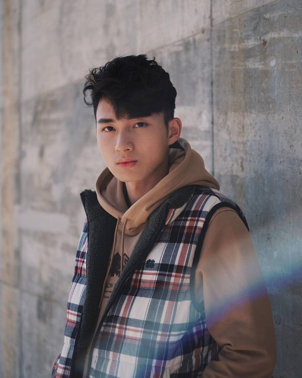 惊传tvb小生周嘉洛背着苏韵姿劈腿陈滢!