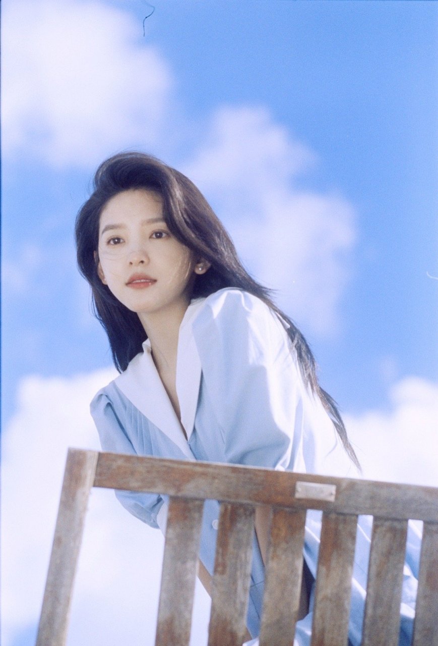 唯美镜头下的章若楠