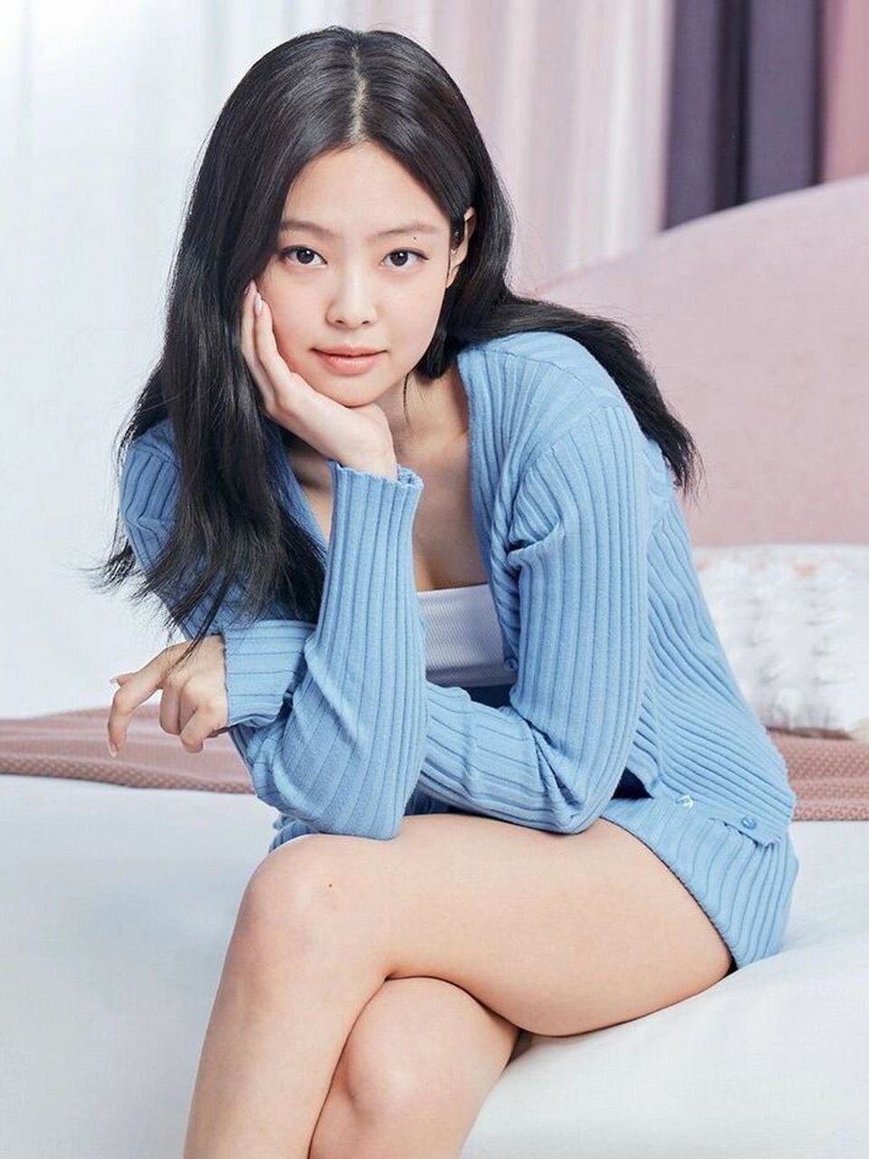 jennie全新代言cf 穿超平价针织衫套装 ennie近期的新代言, 9693