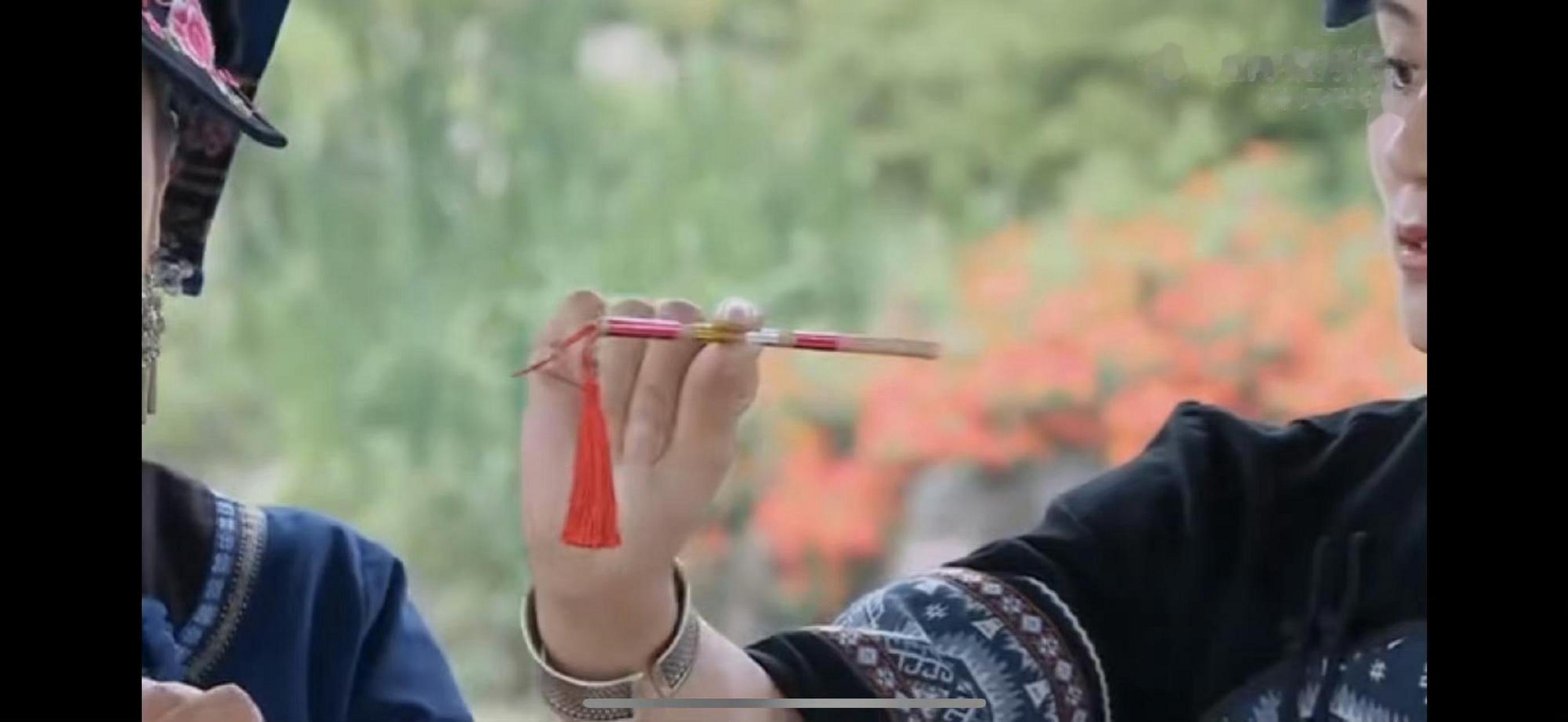 靳梦佳李斯丹妮蔡程昱学咚咚喹 学的很认真全员加速中直播直播探访