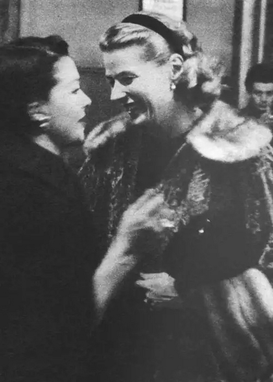 20世纪50年代,费雯丽与英格丽褒曼的合影