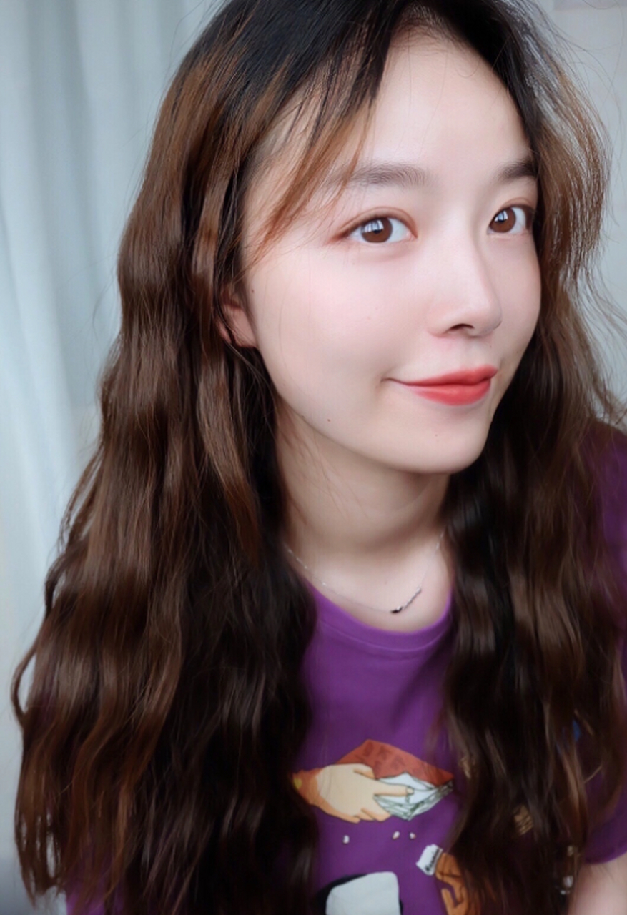 韩式水波纹蛋卷头卷发教程.