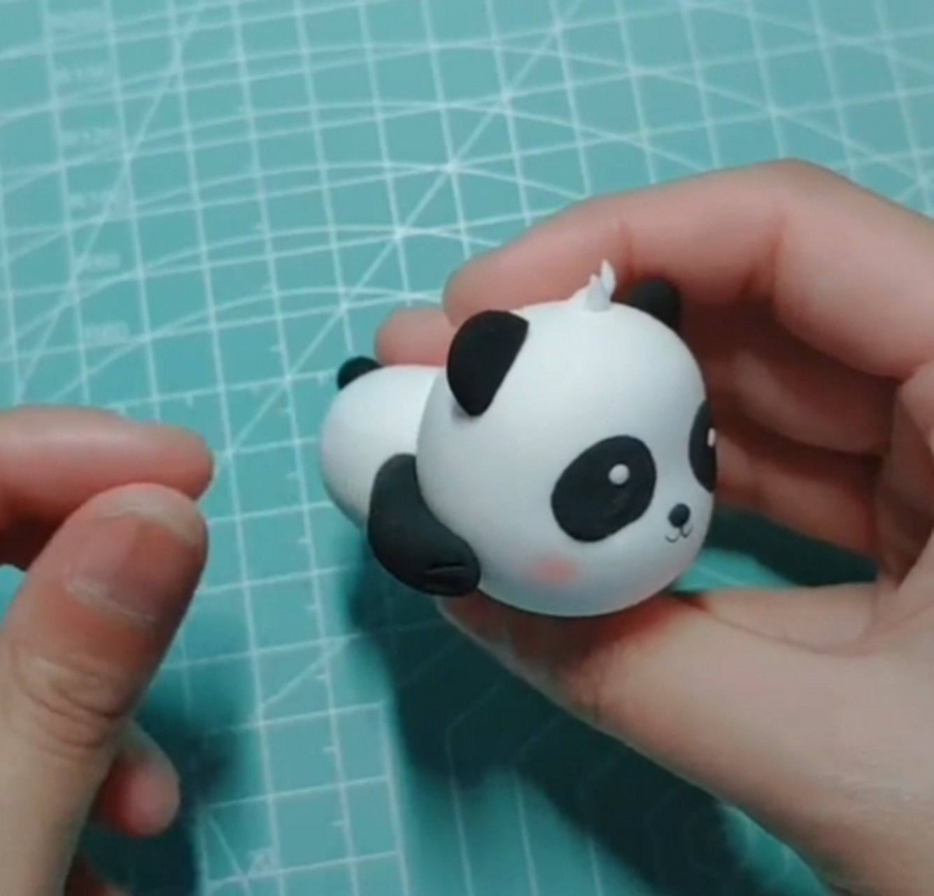 超简单的趴趴小熊猫,粘土教程
