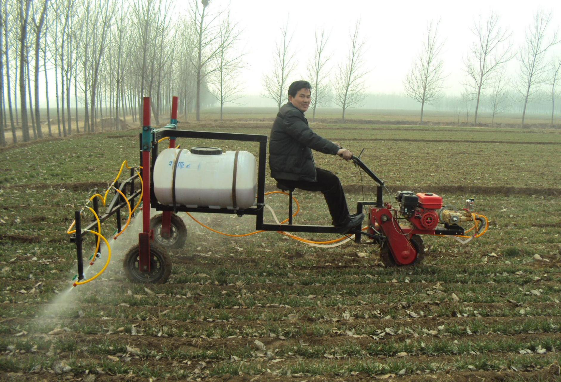 摘要: 植保喷洒机械是现代农业中必不可少的工具,可帮助农民保护作物