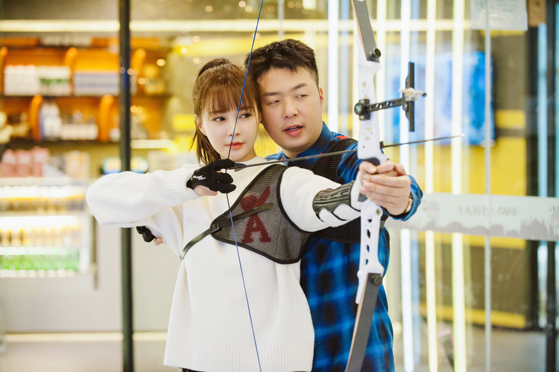 沈梦辰杜海涛:工作和生活分开更幸福  近日,综艺节目《中餐厅7》播出