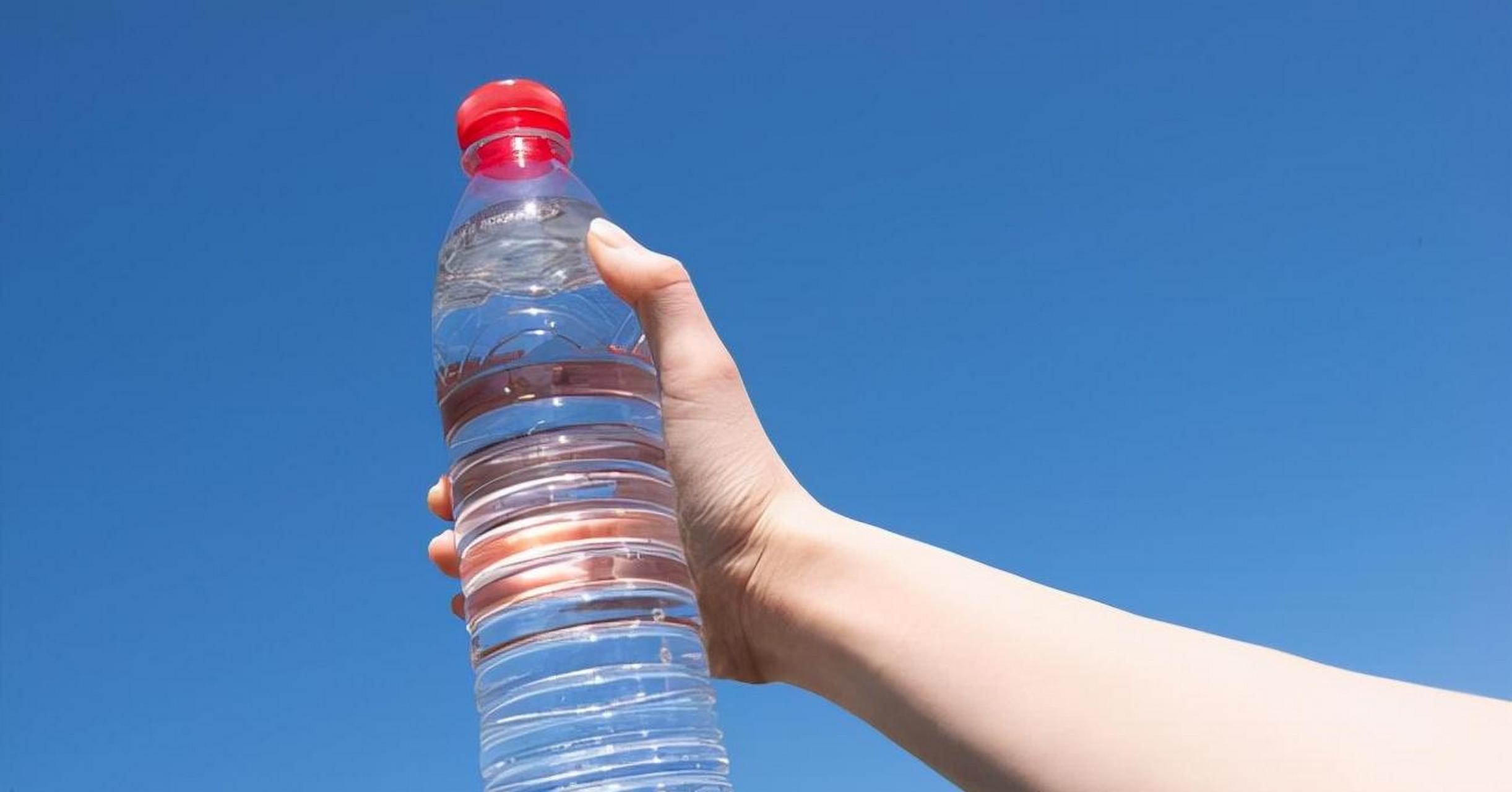 恒河牌矿泉水畅销印度,一小时内抢光10万瓶!恒河水有多脏?