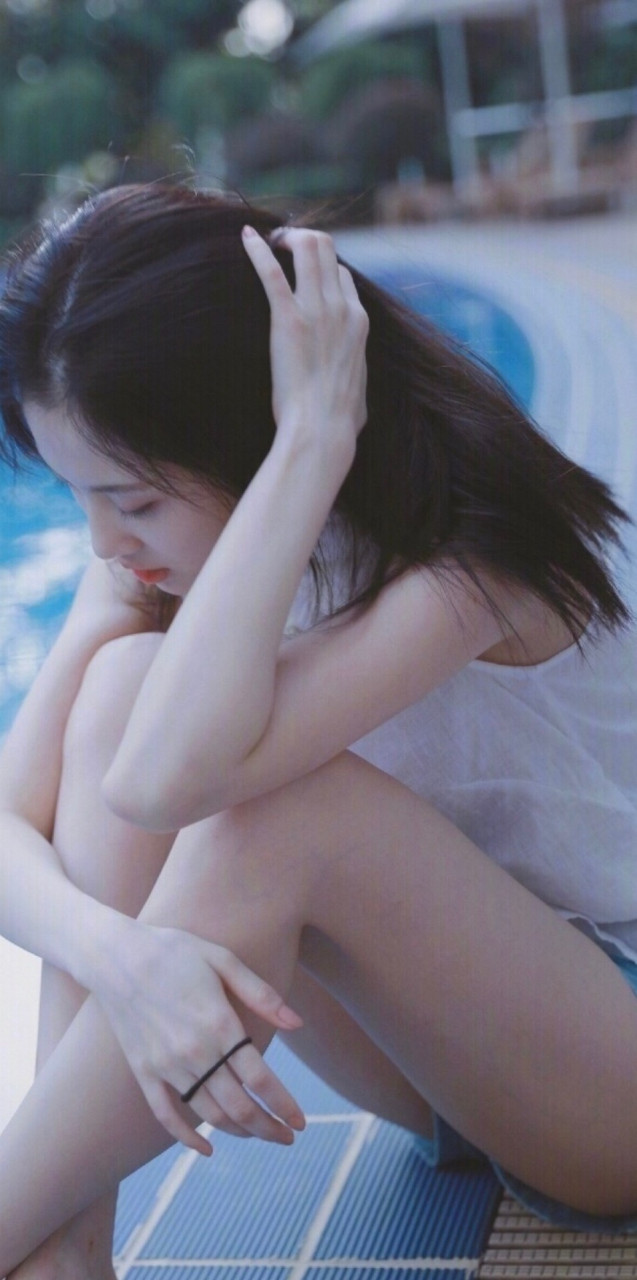 张慧雯美腿私服写真#张慧雯