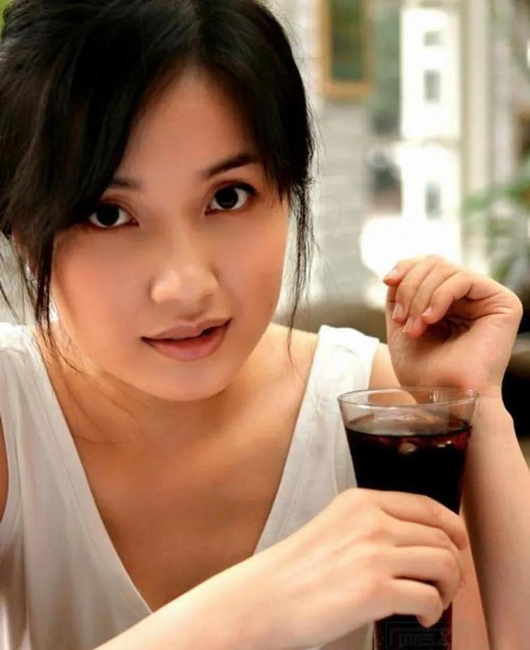 王乙竹,10张精美的照片