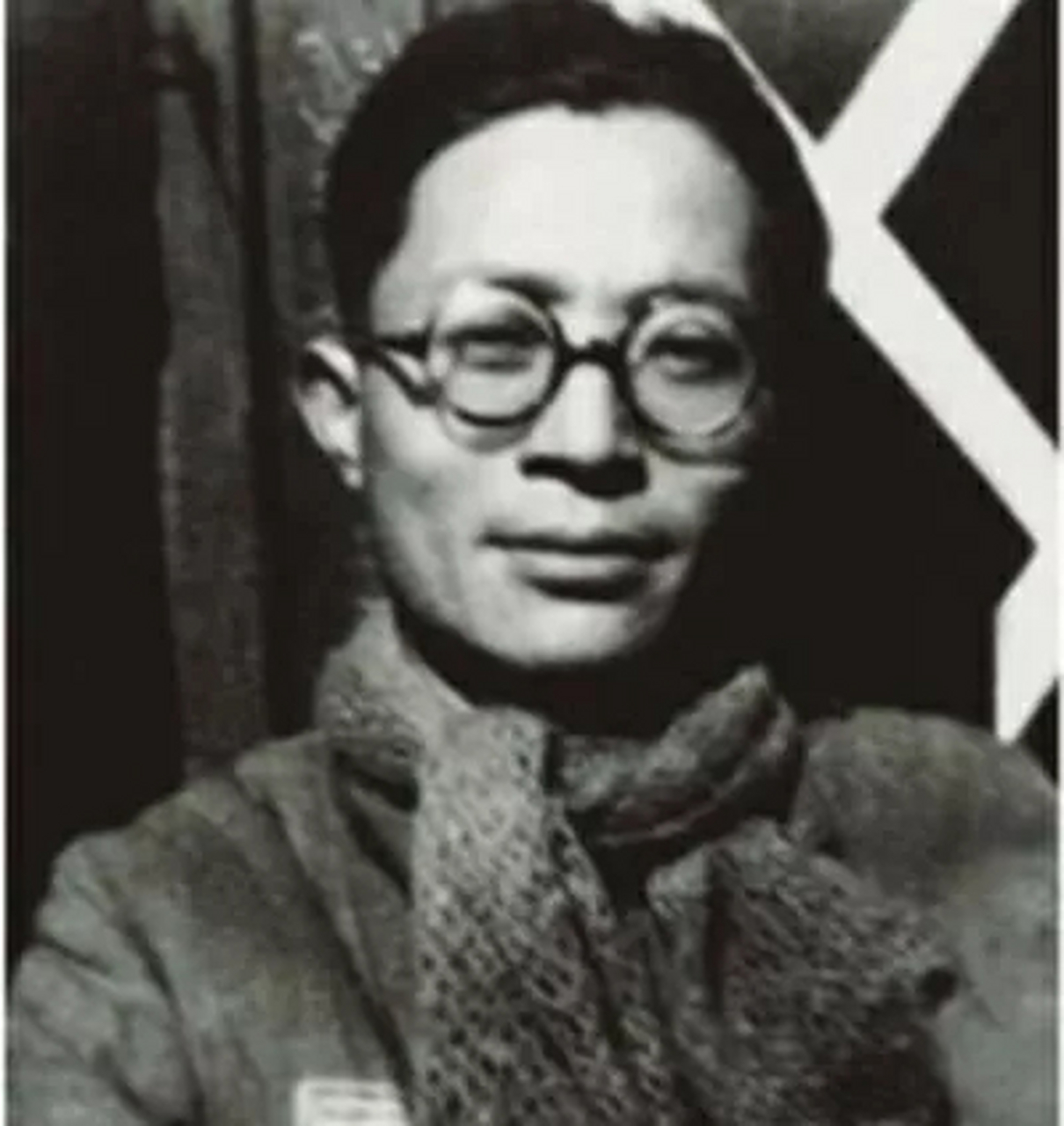 1950年,王莘被任命为天津音工团团长,为了给乐团采购铜管乐器,同年9月