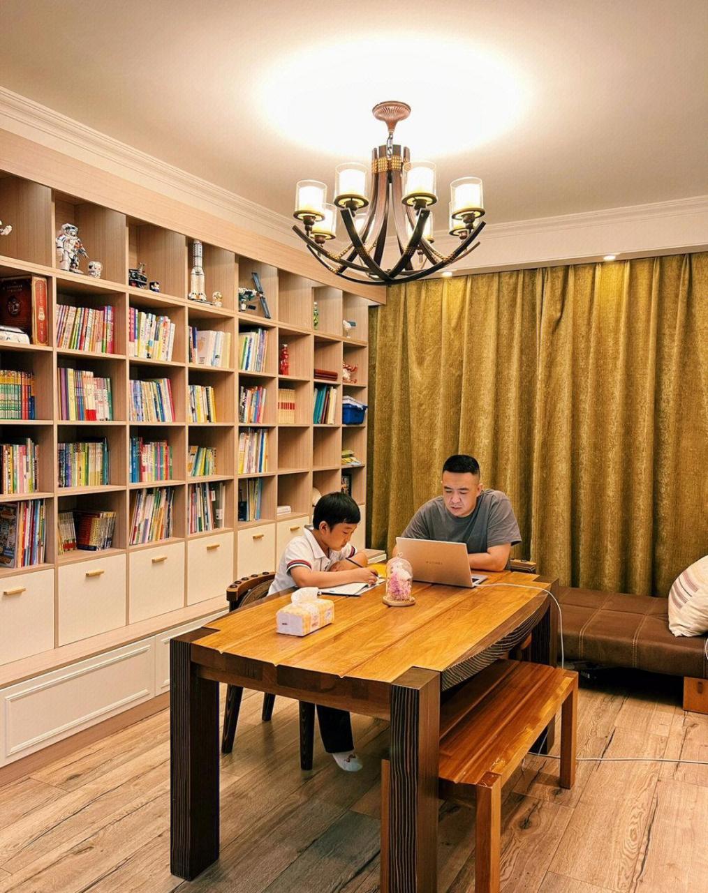 1米,三藏七露,开放式书柜美观易拿取.