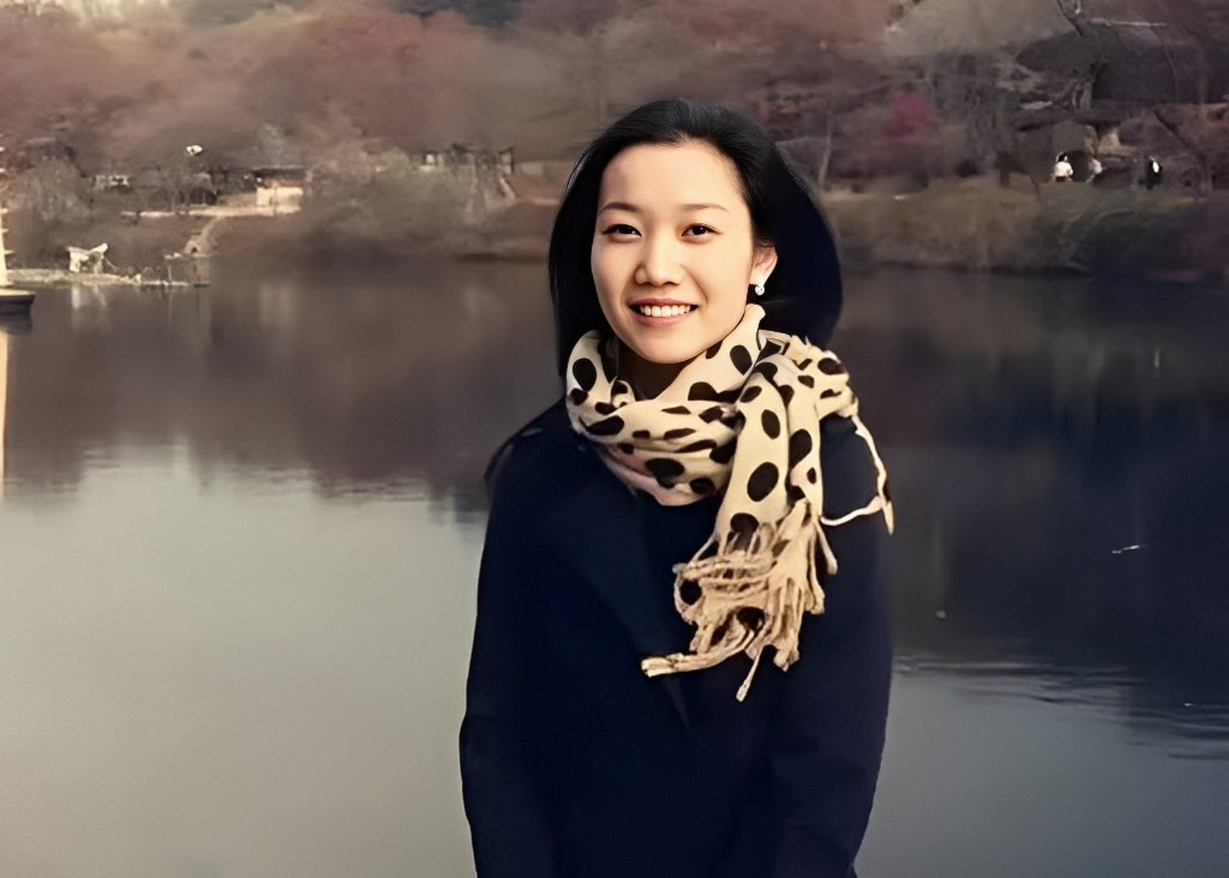 张瑛和马云是杭州师范学院的同学,他们一毕业就结婚了.