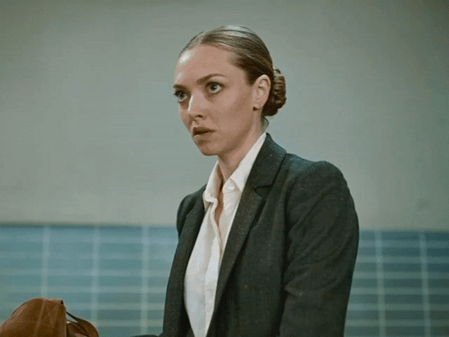 电影美图# 2023年电影《拥挤的房间》里的阿曼达·塞弗里德 67