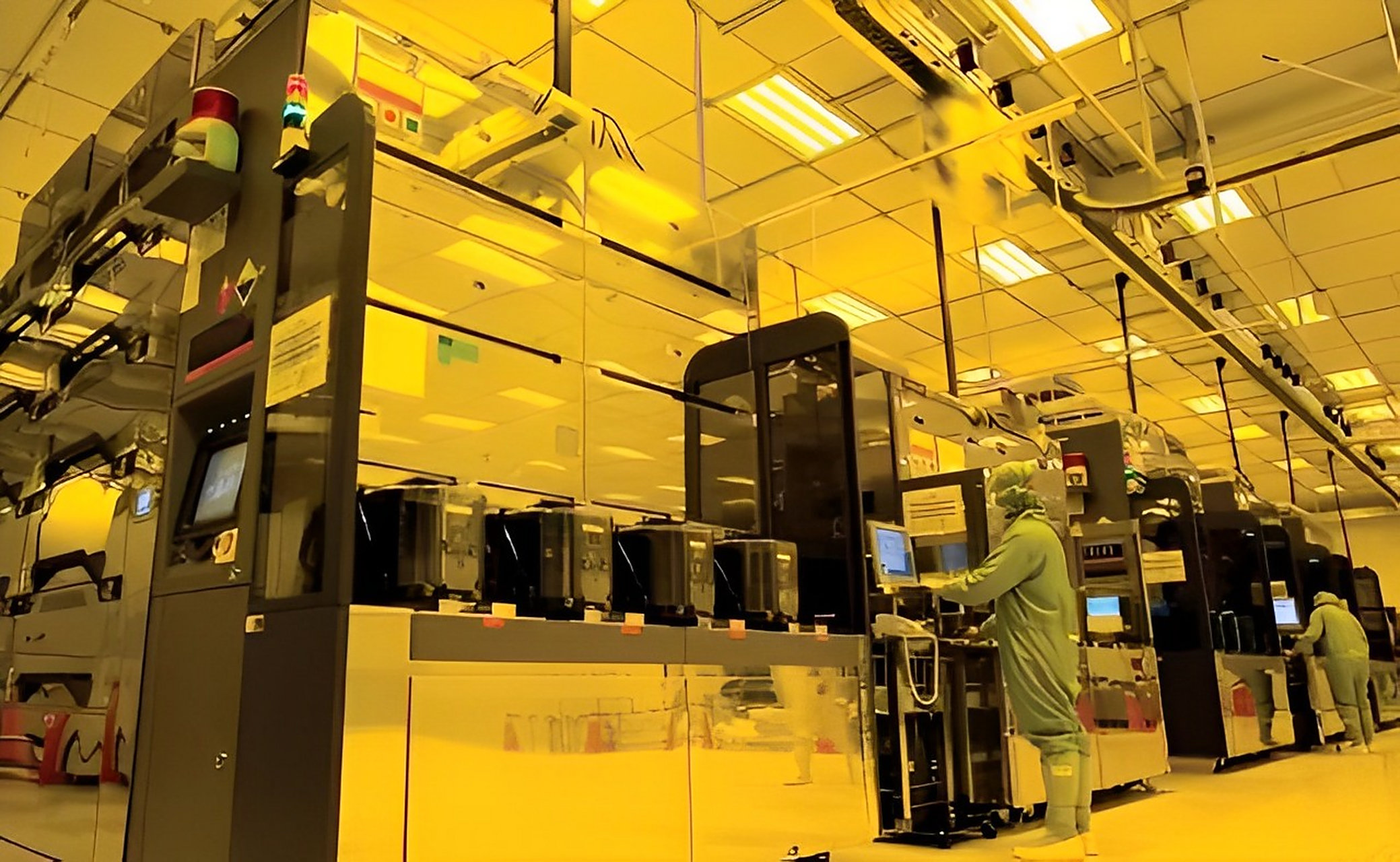 作为半导体芯片领域的全球霸主,美国在整个半导体集成电路芯片市场的