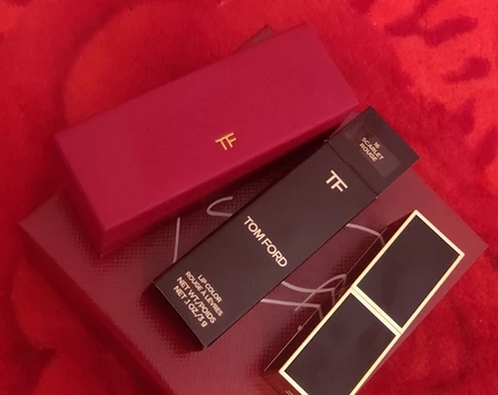 不干的唇膏(没带唇膏用什么应急)